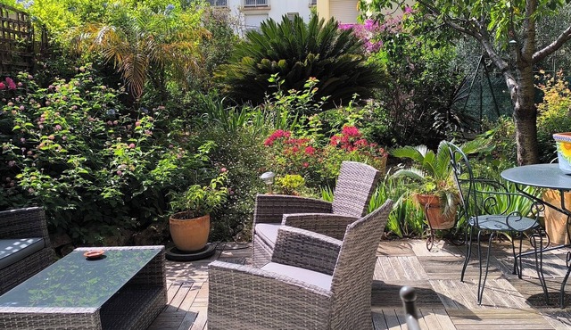 Very nice 3-rooms apartment + private garden10 mns, walk to the beach, quiet are