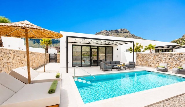 Villa 11 Satori - Two Bedroom Villa, Sleeps 4