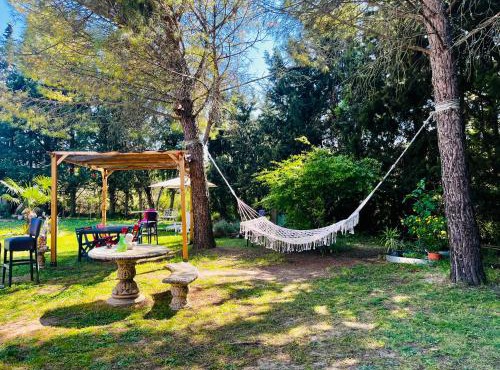 Villa 110m2, 7 pers, Jacuzzi , 3 chambres, terrain clos et arboré 2500m2