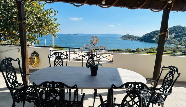 Villa Eli -