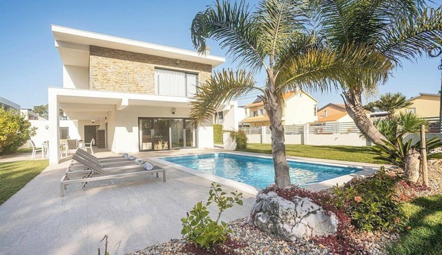 Villa Sassi - Recent private short-term rental villa with swimming pool and barbecue by Allure Villas
