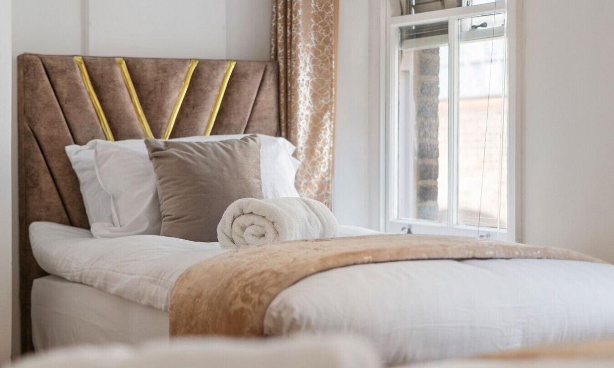 Soho Apartment | Stylish 1-Bedroom in the Heart of Soho WD3