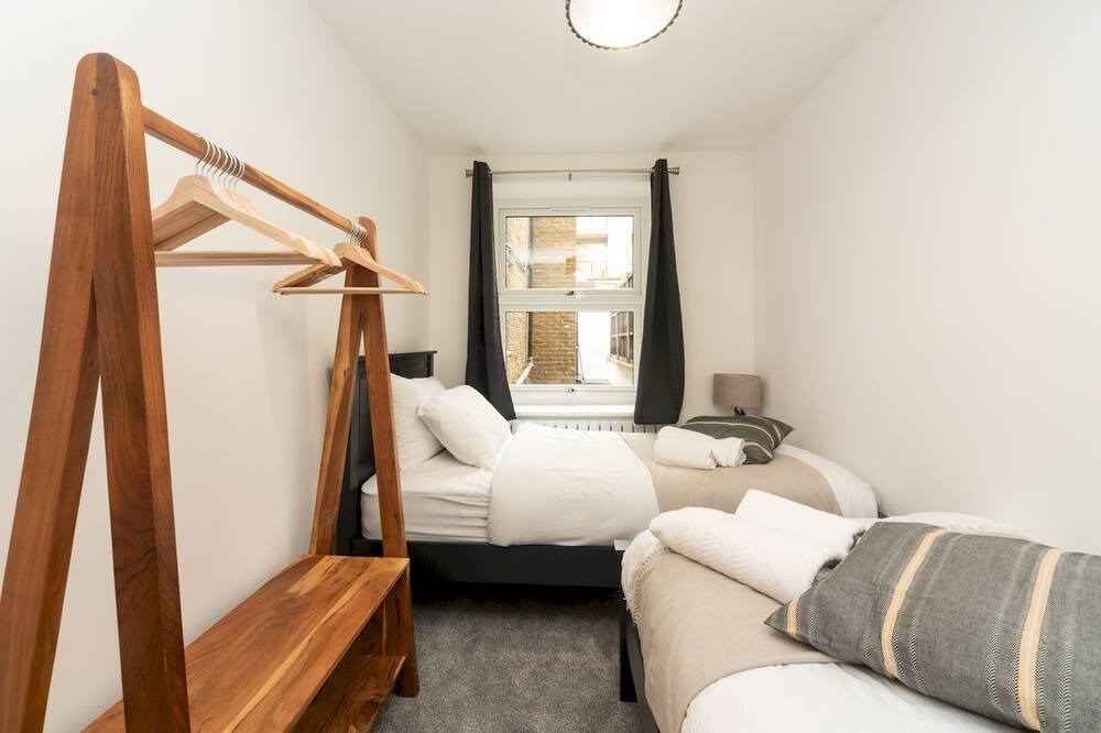 Photo of Bedroom in Elephant and Castle