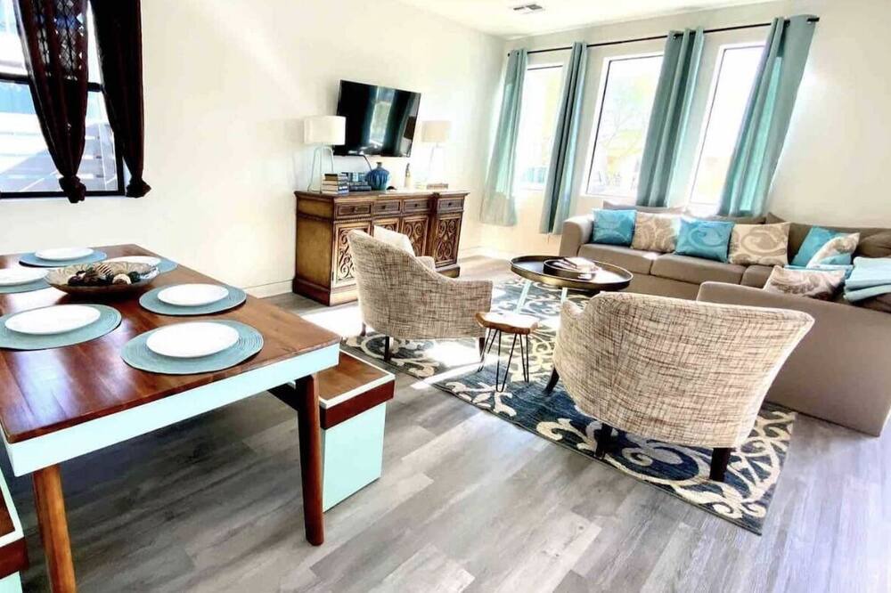 Photo of Others in Garfield