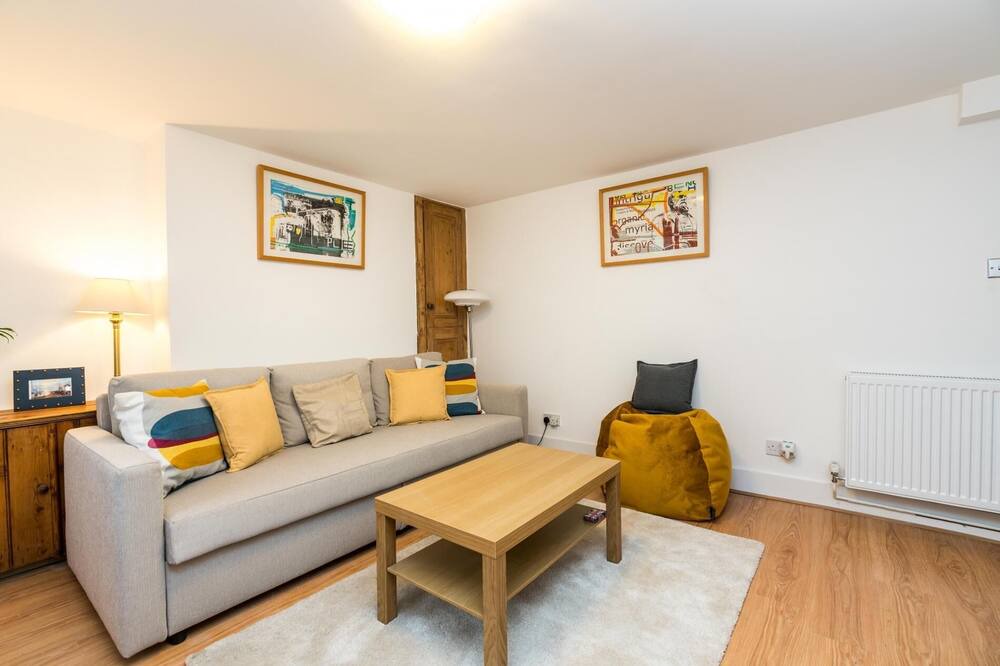 Photo of Livingroom in New Cross