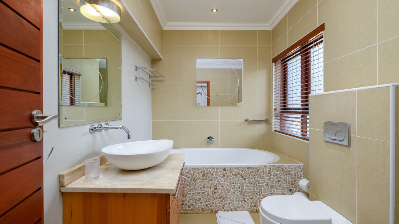 Photo of Bathroom in San Lameer