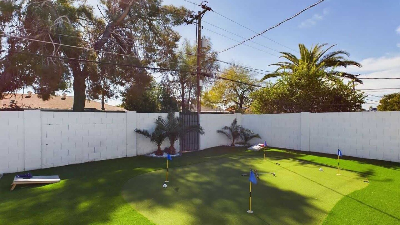 Photo of Outdoor in Cox Heights