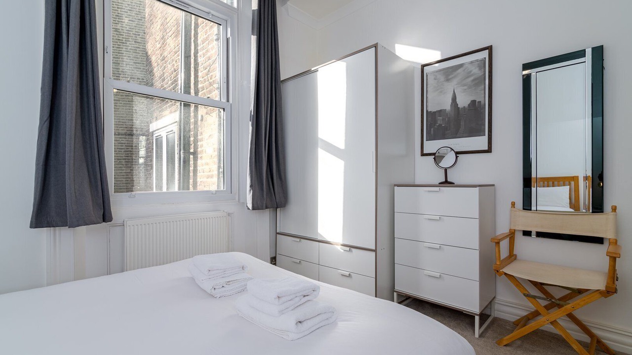 Photo of Bedroom in Westbourne Green