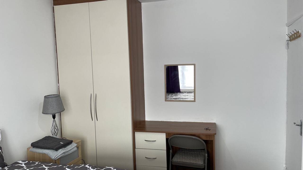 Photo of Bedroom in Harlington