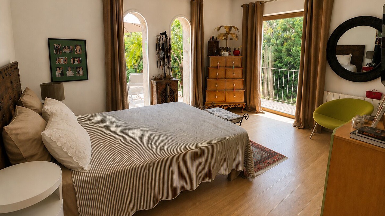 Photo of Bedroom in Biot