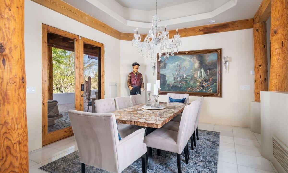 Photo of Livingroom in Carefree