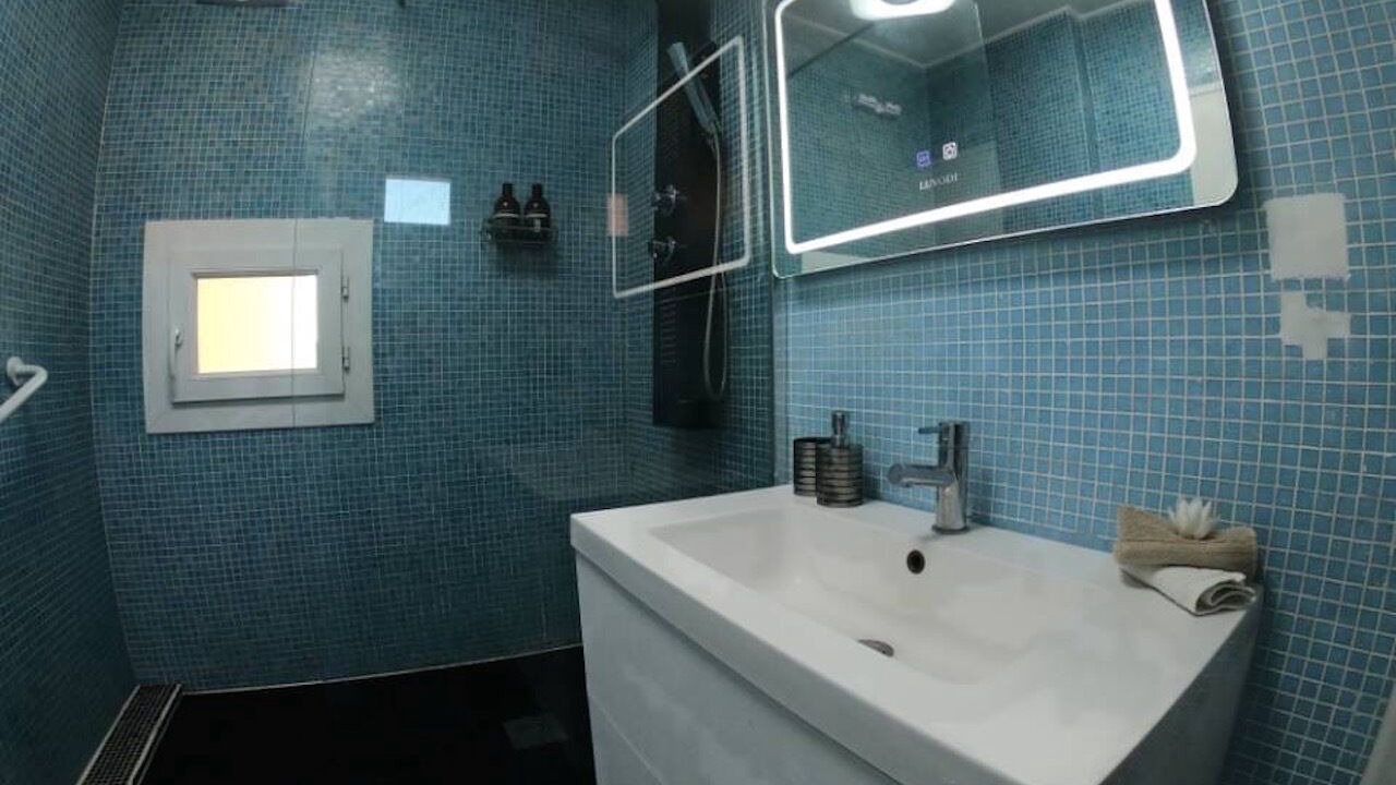 Photo of Bathroom in Les Iles