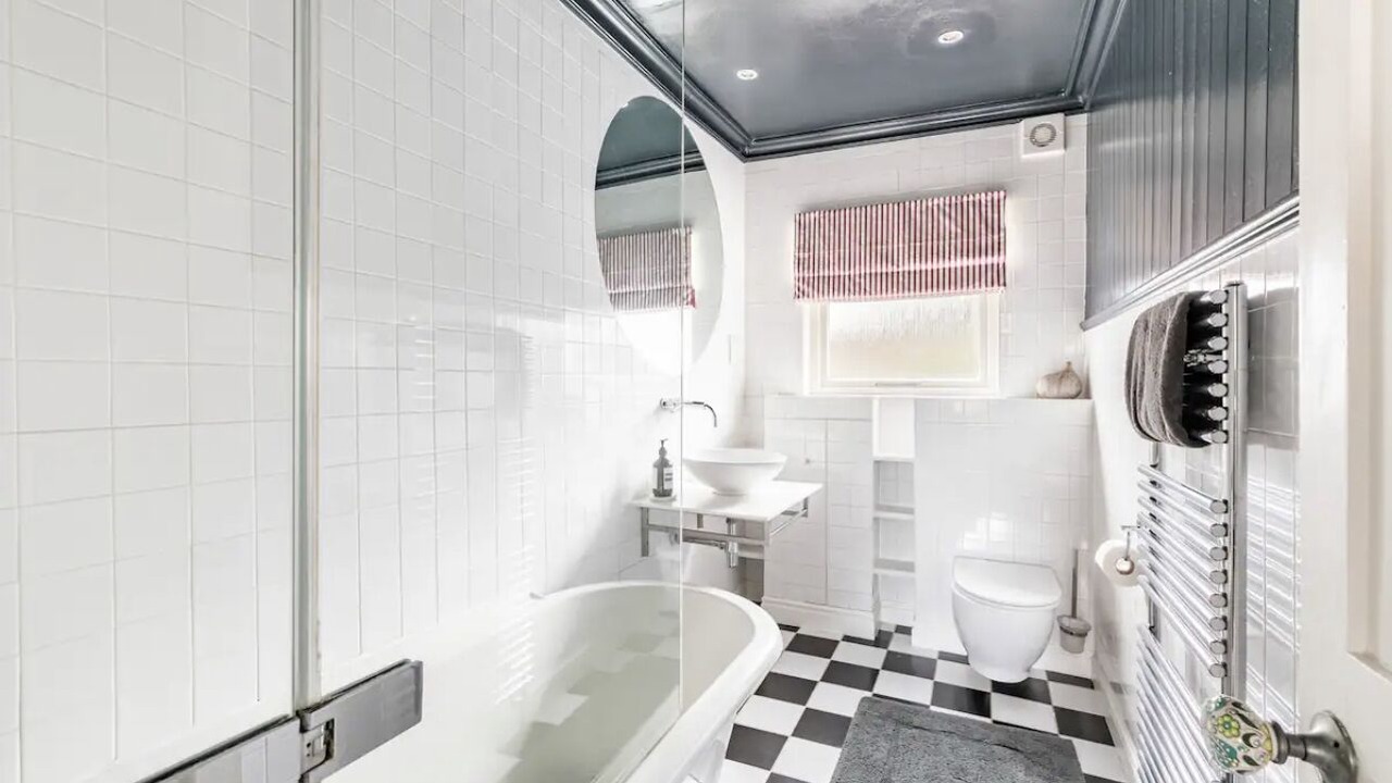 Photo of Bathroom in Angel