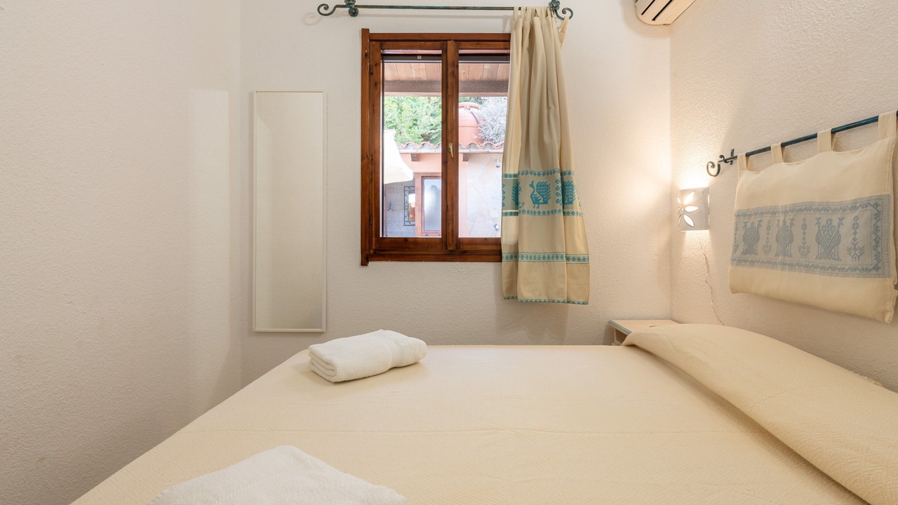 Photo of Bedroom in Geremeas