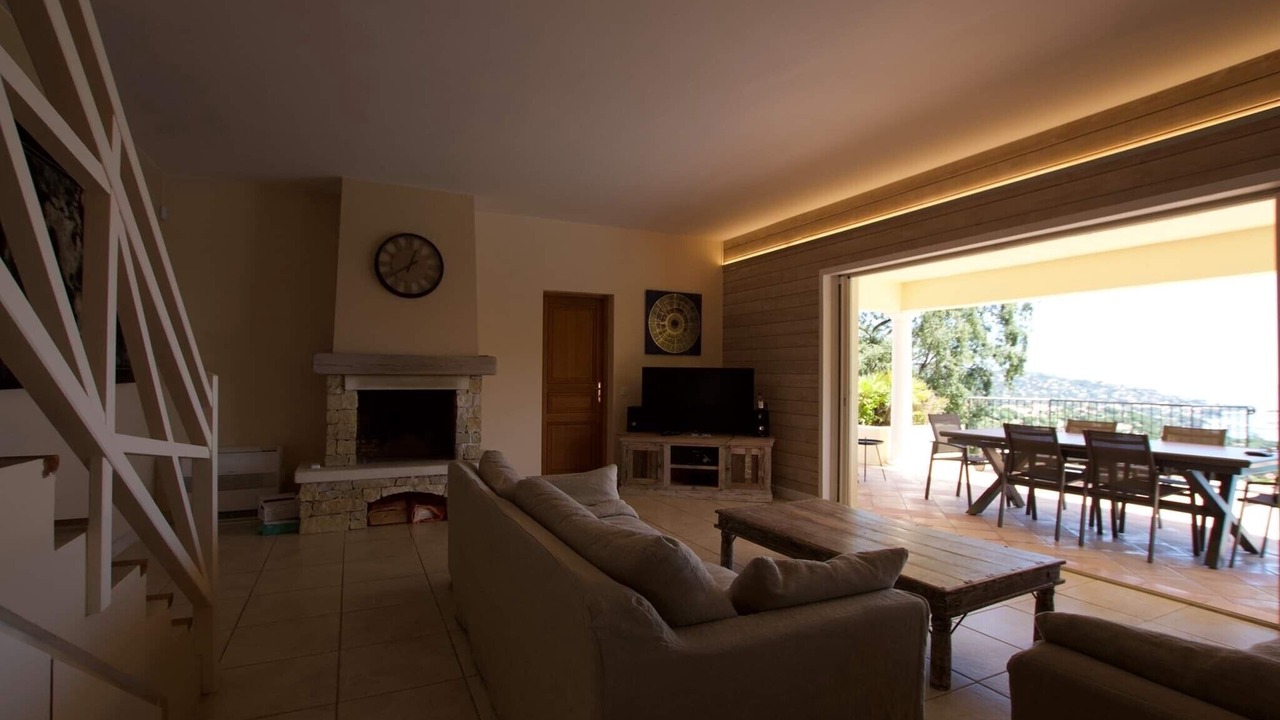 Photo of Livingroom in Plage de la Garonnette