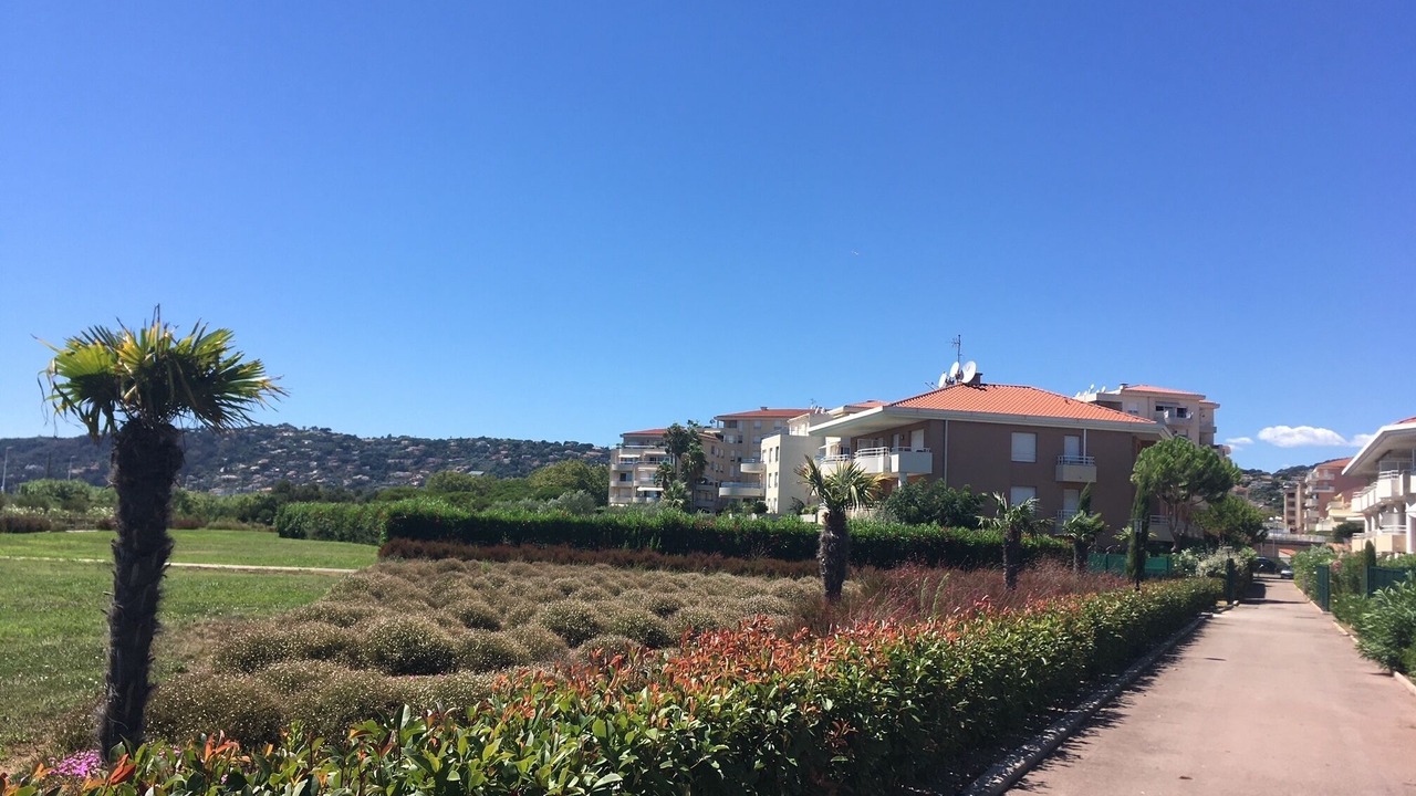 Photo of Others in Antibes