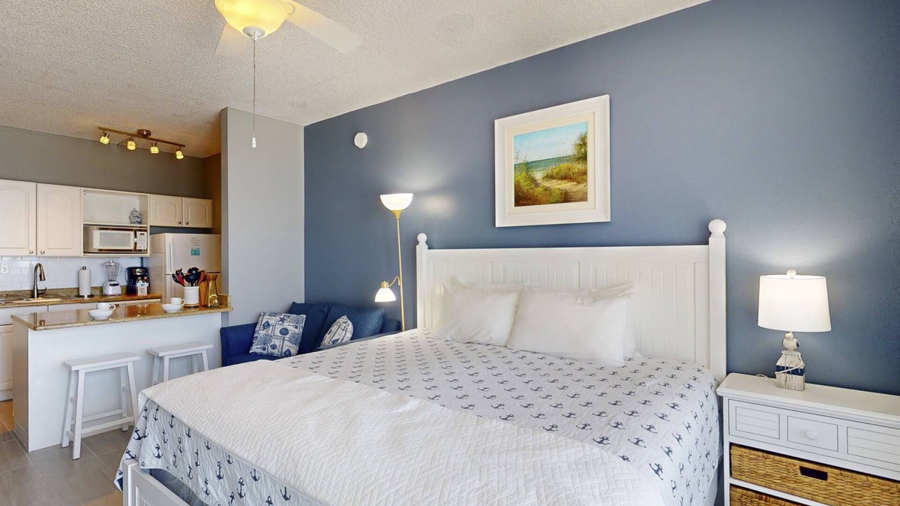 Photo of Bedroom in Treasure Island
