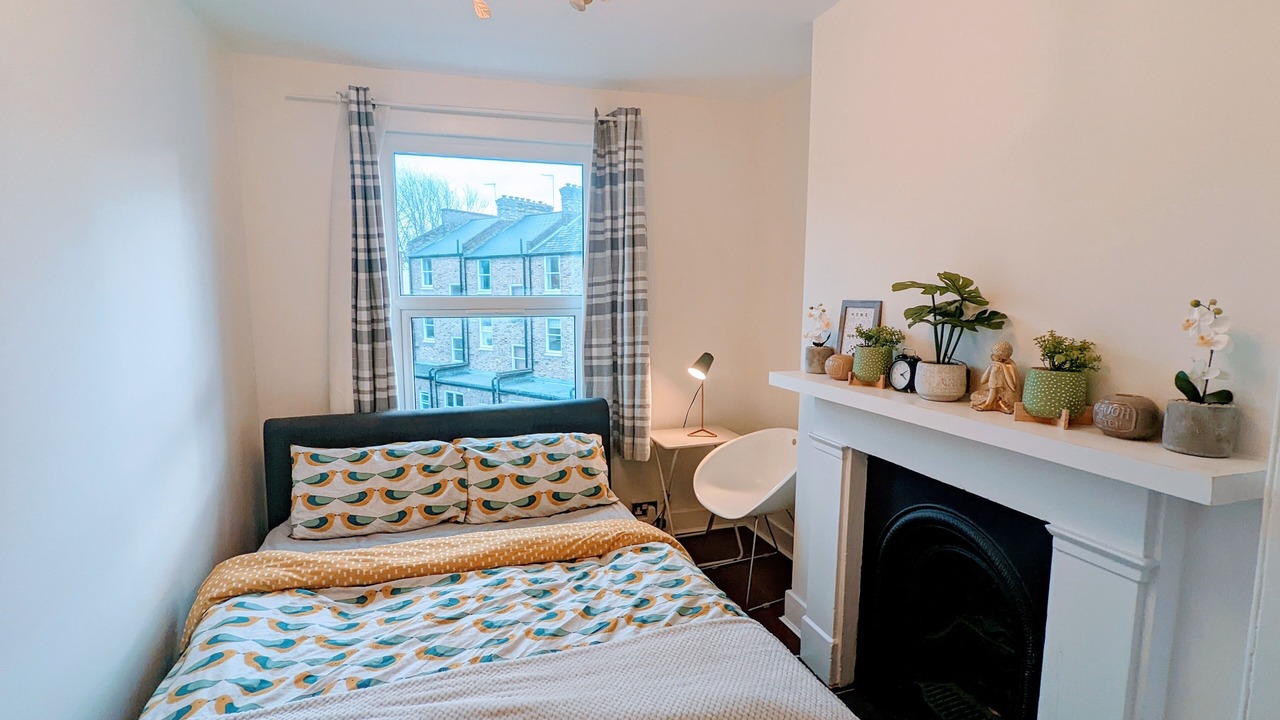 Photo of Bedroom in Highbury West