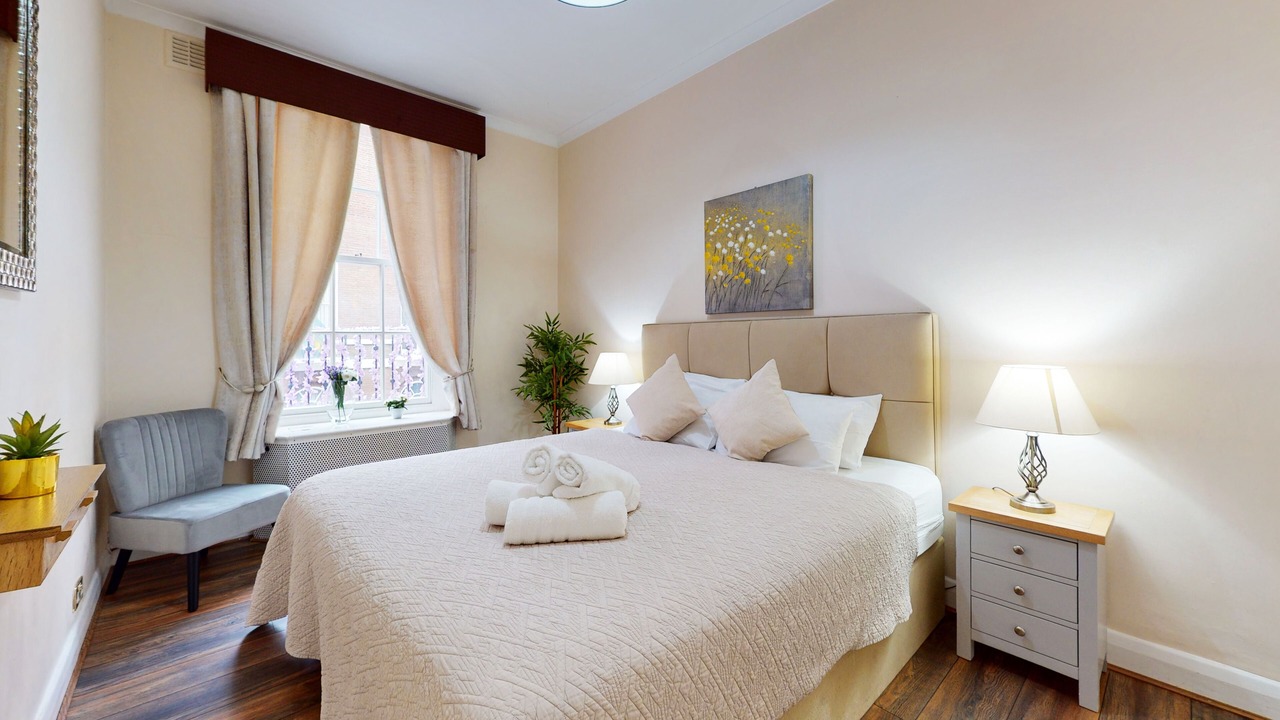Photo of Bedroom in Mayfair