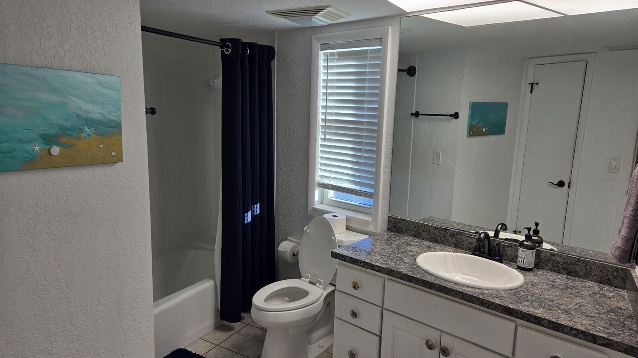 Photo of Bathroom in Treasure Island