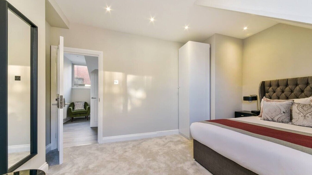Photo of Bedroom in Farringdon