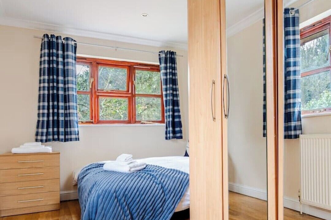 Photo of Bedroom in West Hendon