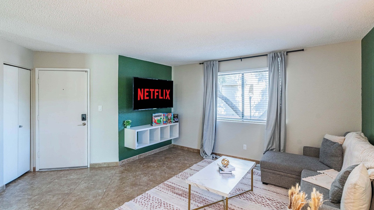 Photo of Livingroom in Cox Heights