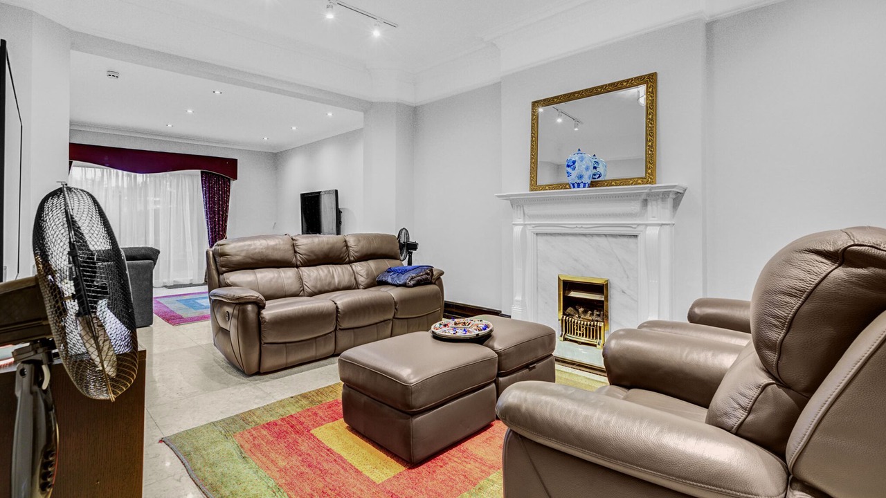 Photo of Bedroom in Ealing Common