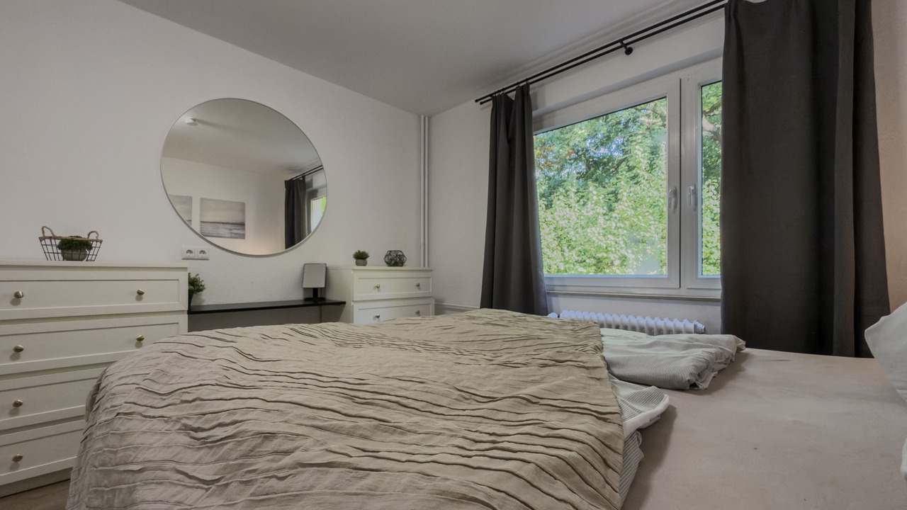 Photo of Bedroom in Center