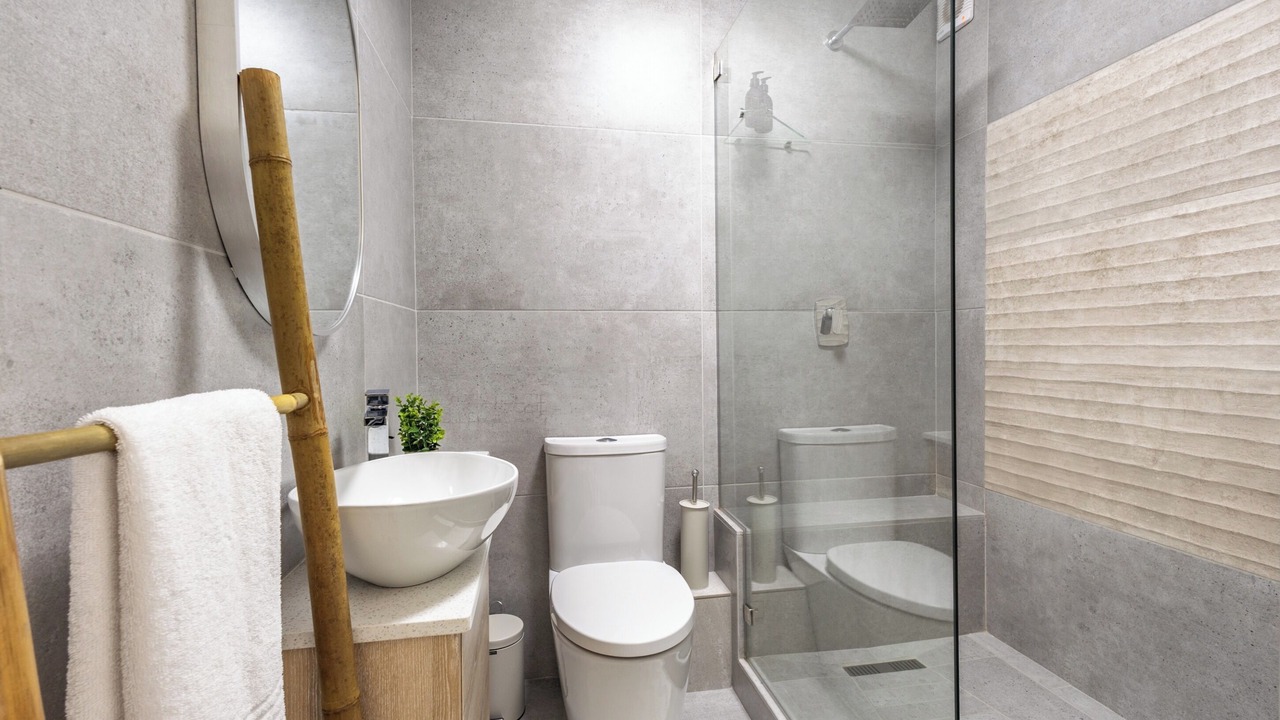 Photo of Bathroom in Shaka's Rock