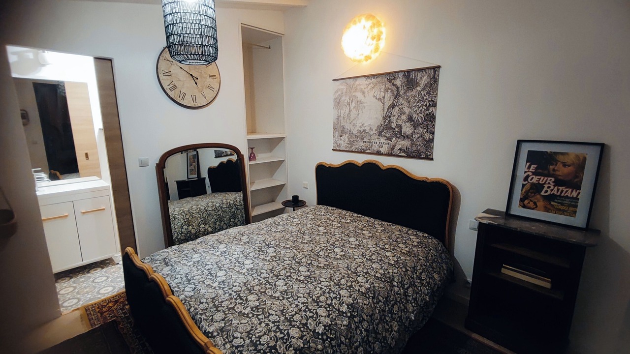 Photo of Bedroom in Savins