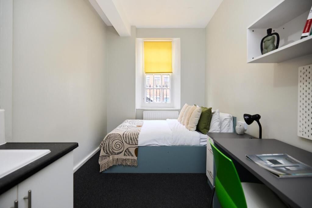 Photo of Bedroom in Vincent Square