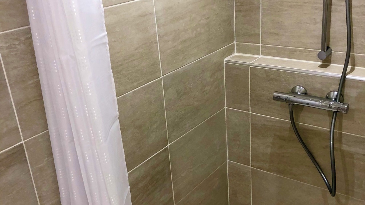 Photo of Bathroom in Puechabon