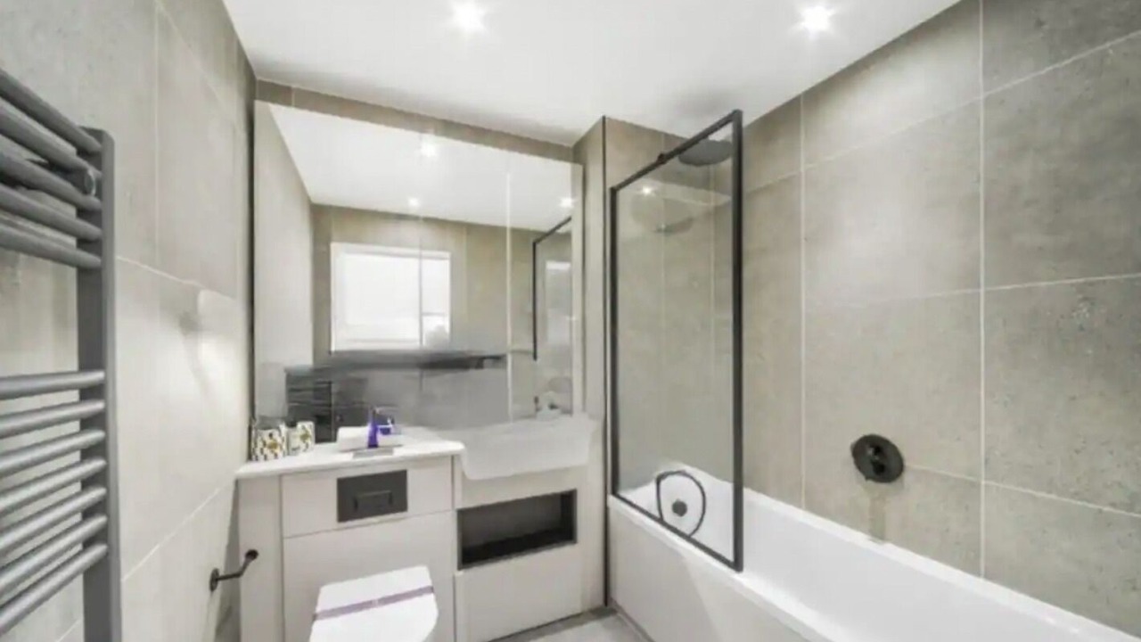 Photo of Bathroom in Elephant and Castle