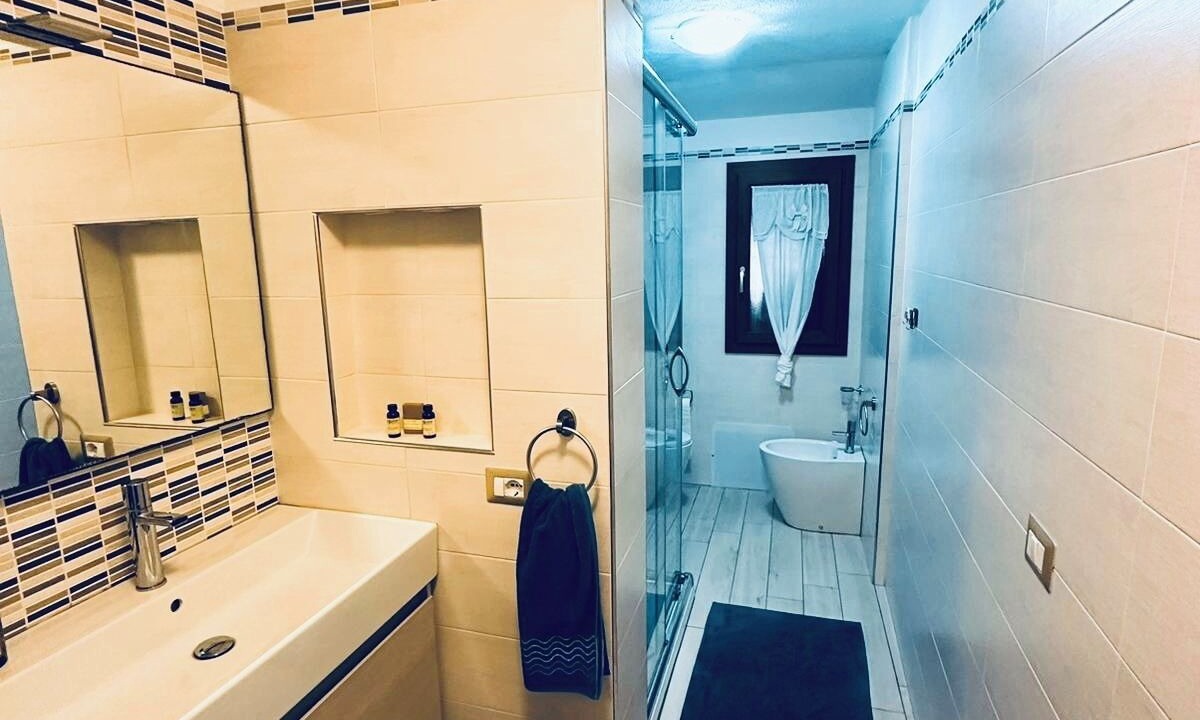 Photo of Bathroom in S'oru e Mari