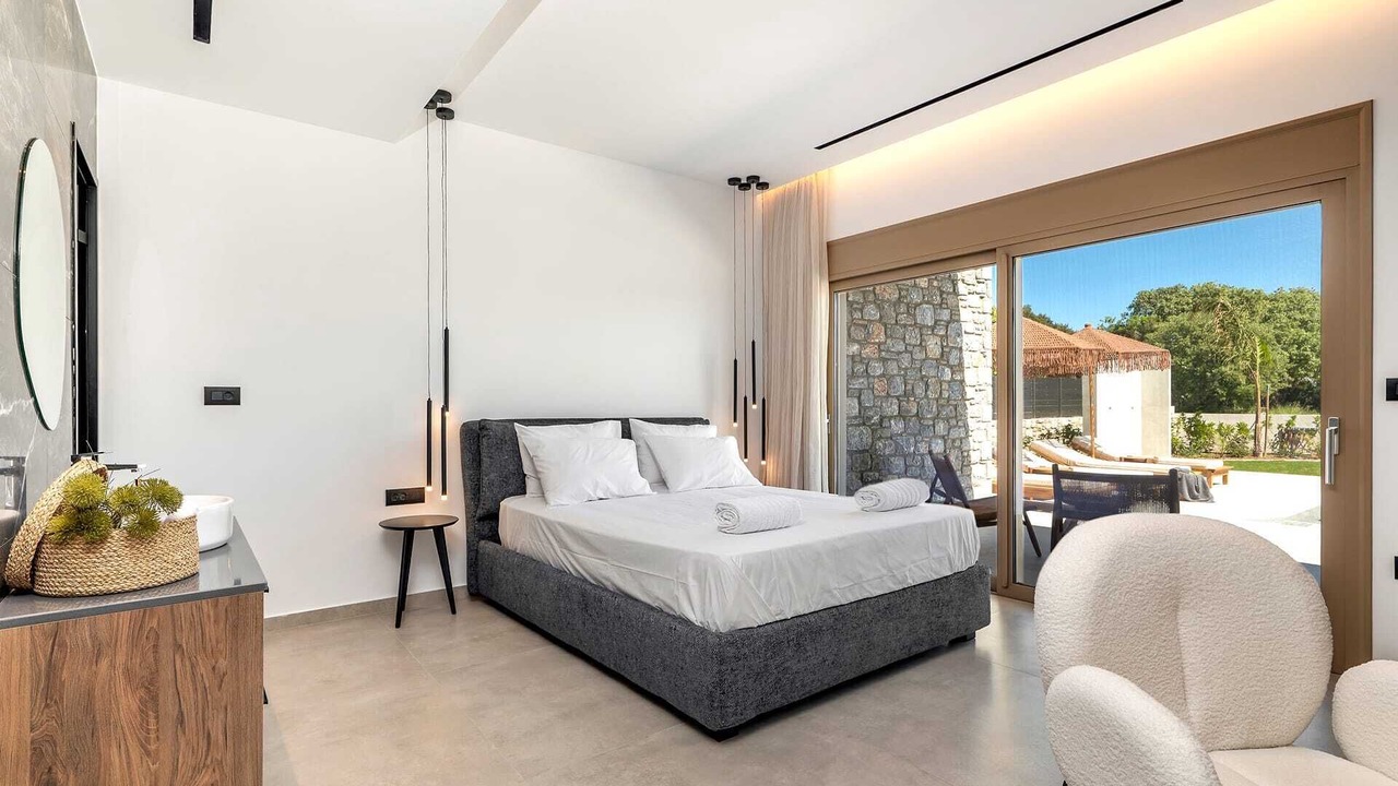Photo of Bedroom in Asgourou