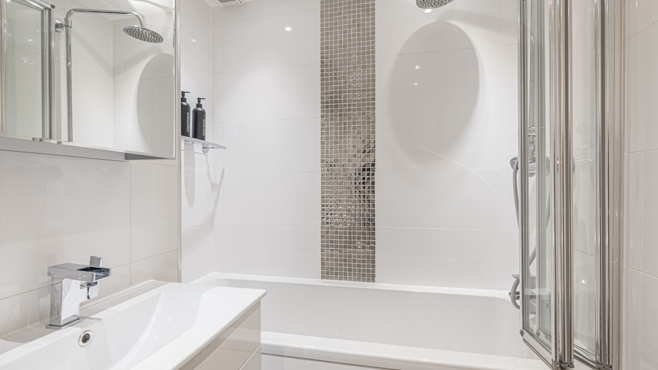 Photo of Bathroom in Greenwich West
