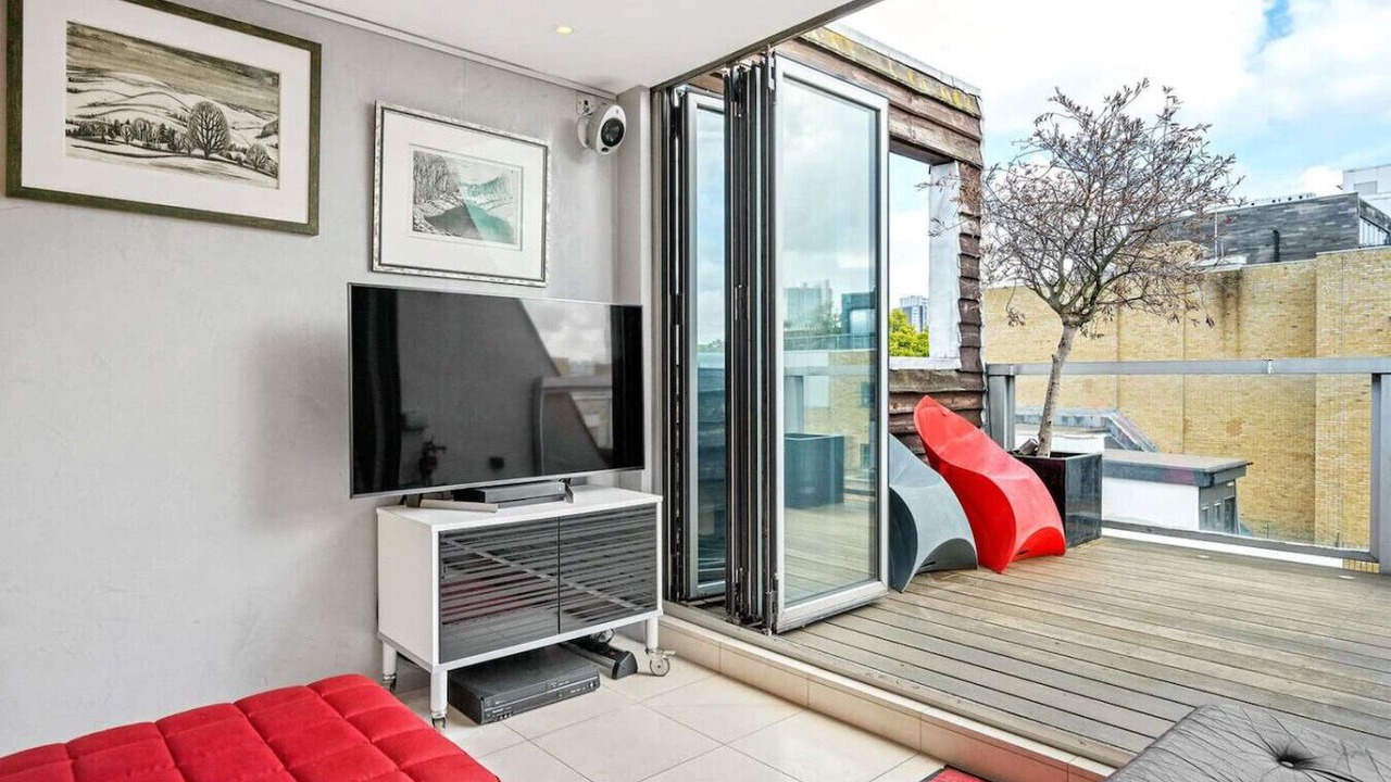 Photo of Livingroom in Bunhill