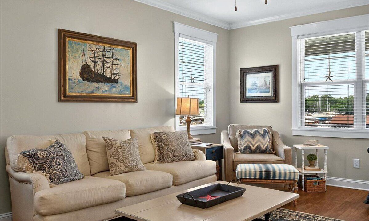 Photo of Livingroom in Holden Beach