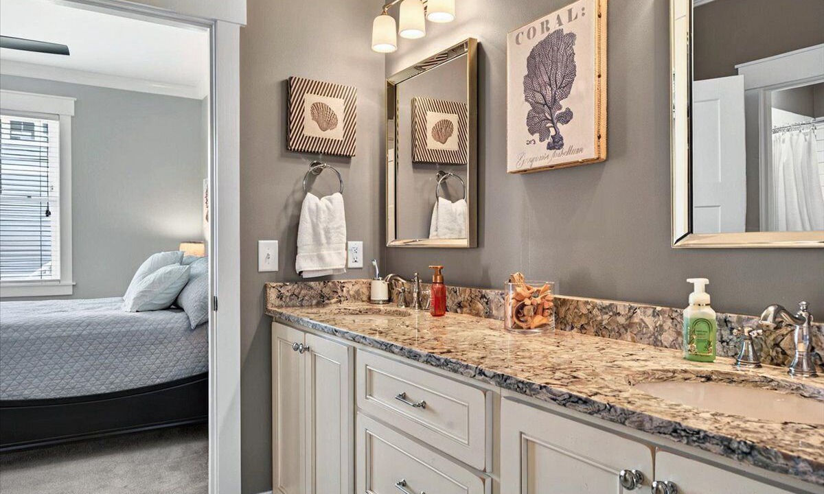 Photo of Bathroom in Holden Beach