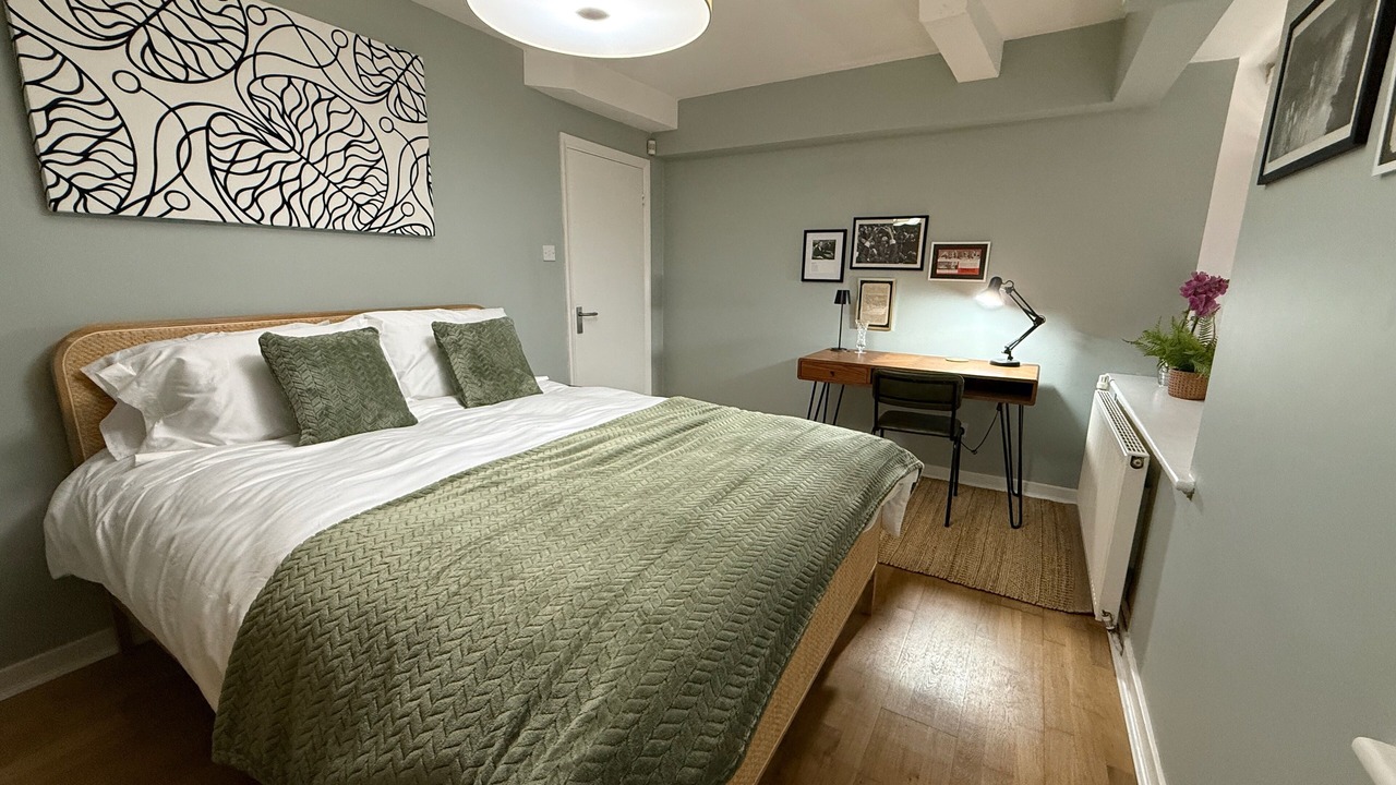Photo of Bedroom in Temple