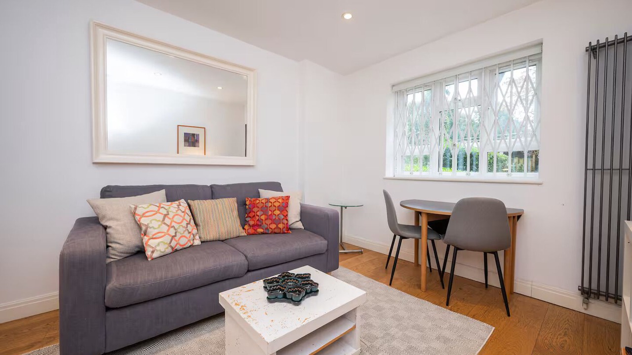 Photo of Livingroom in Canonbury