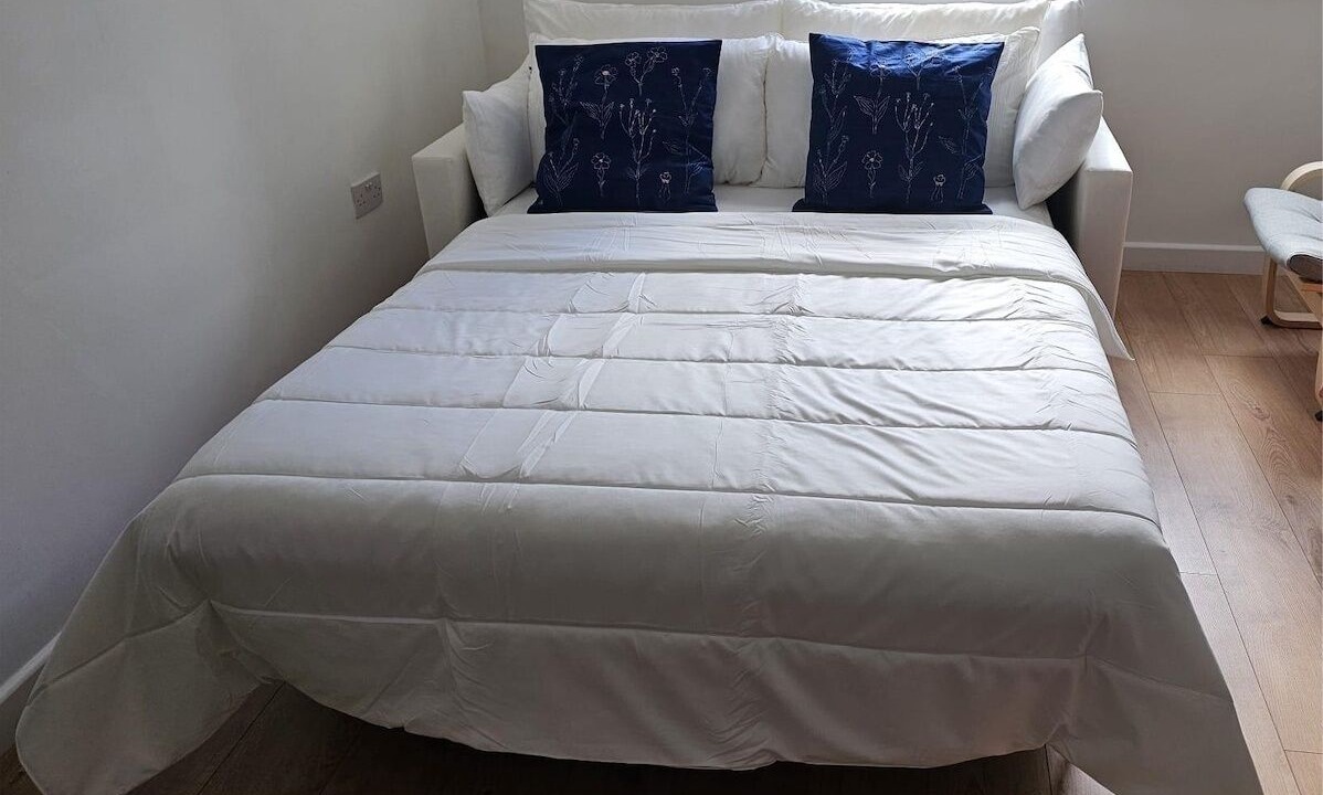 Photo of Bedroom in Bromley North