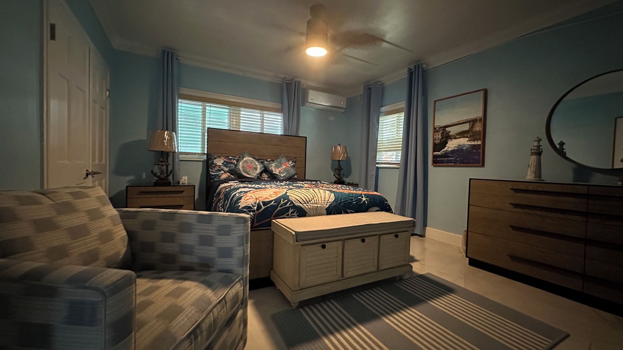 Photo of Bedroom in Coral Harbour