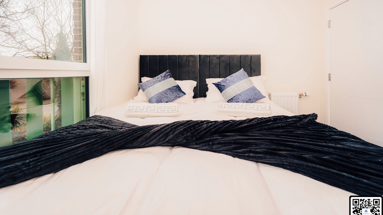 Photo of Bedroom in Royal Docks