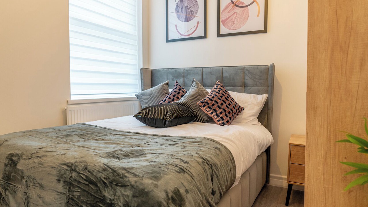 Photo of Bedroom in Newington