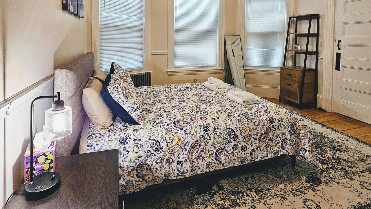 Photo of Bedroom in Mid-Cambridge