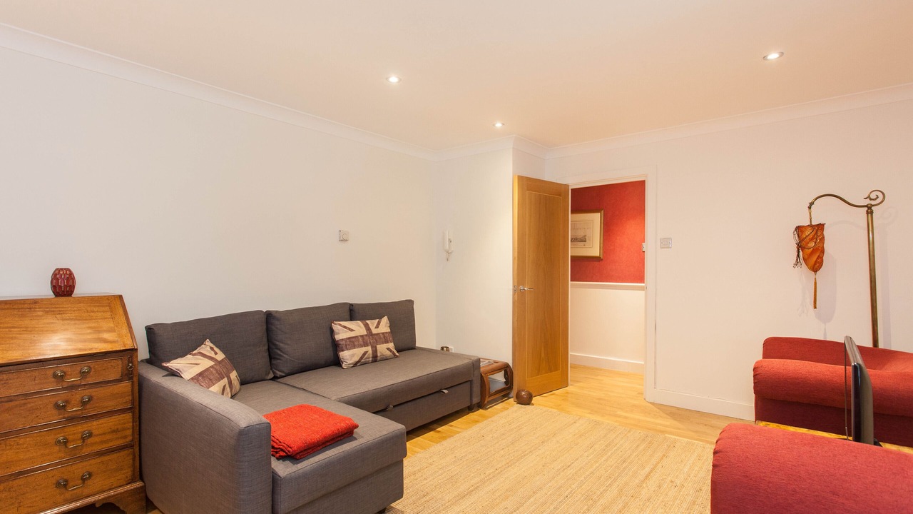 Photo of Livingroom in Queenhithe