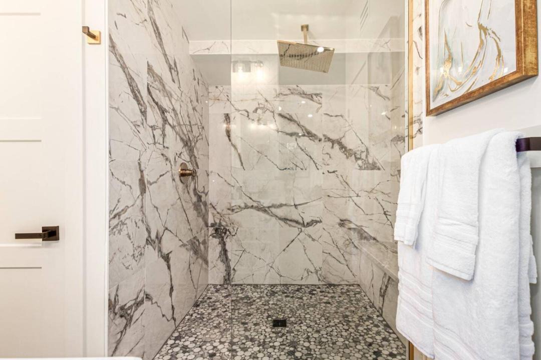Photo of Bathroom in Garfield