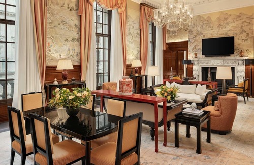 London City Centre Hotel | Raffles London at The OWO